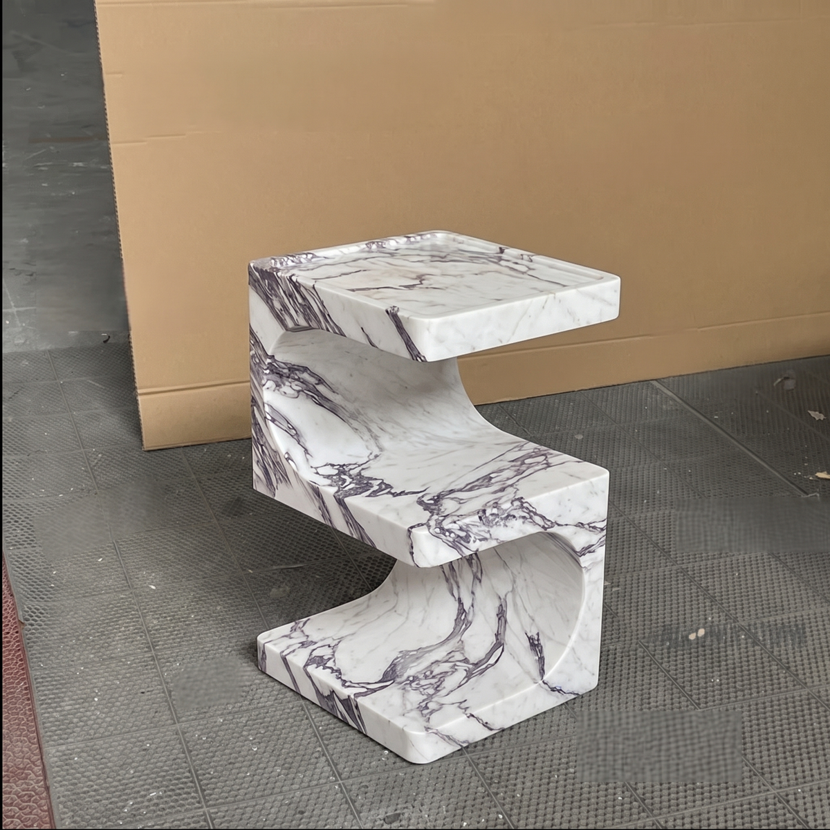 Mesa auxiliar de mármol Vela